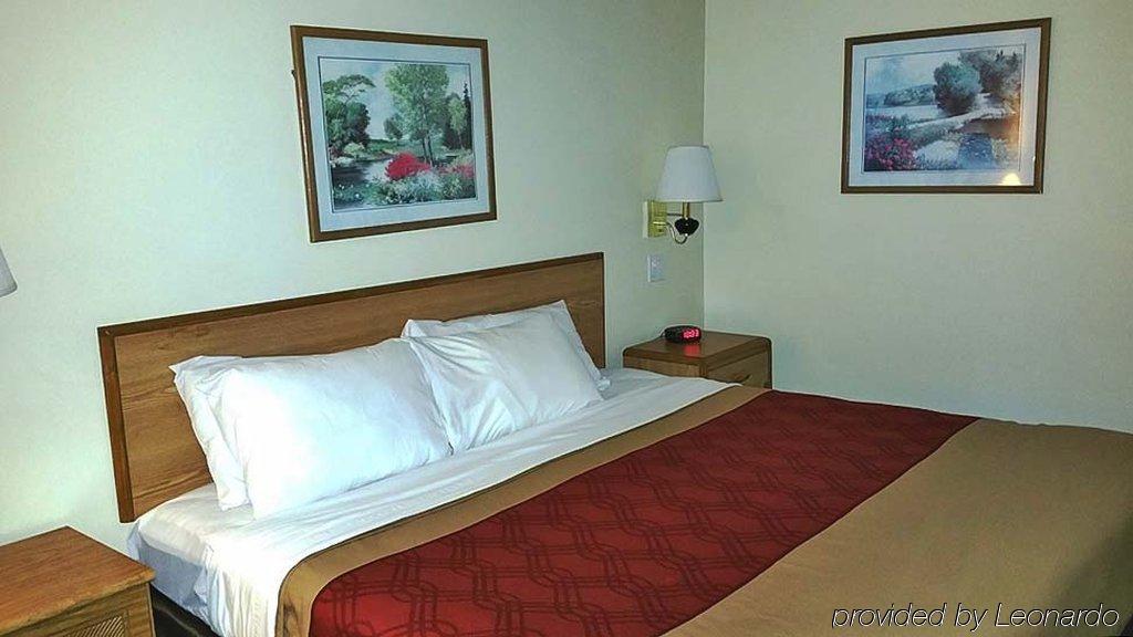 Econo Lodge Oak Grove-Blue Springs Exteriér fotografie